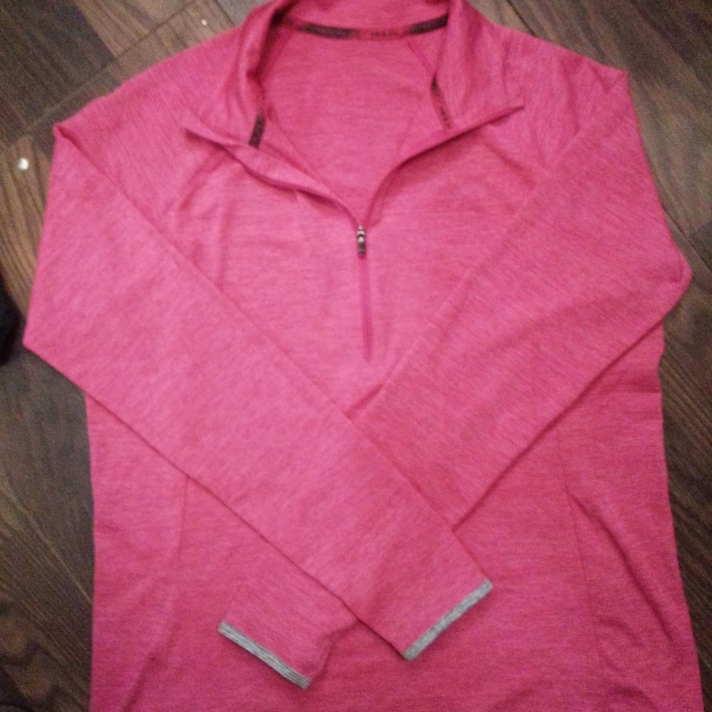 2 under-armor pullover - Picture 3 of 4